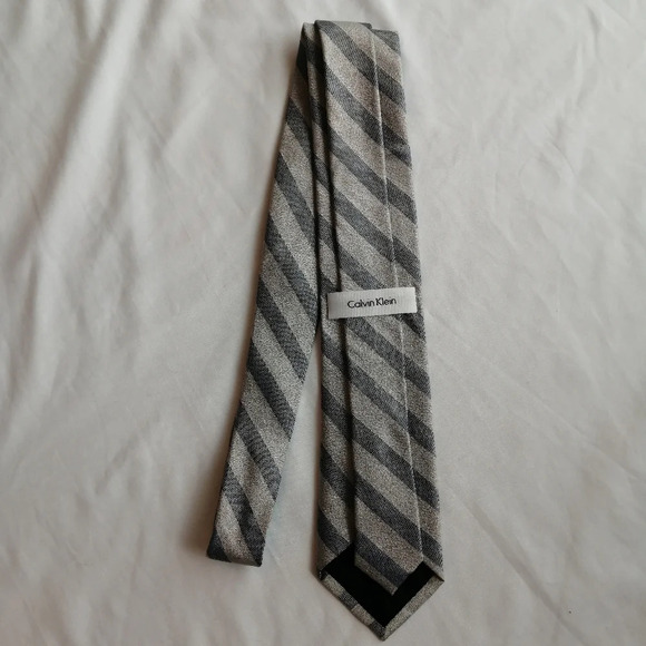 Calvin Klein Silk Blend Silver and Blue Striped Slim Tie - Picture 7 of 14